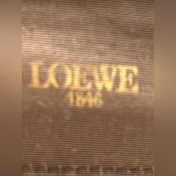 Loewe Vintage Leather one shoulder step bag - Picture 12 of 16